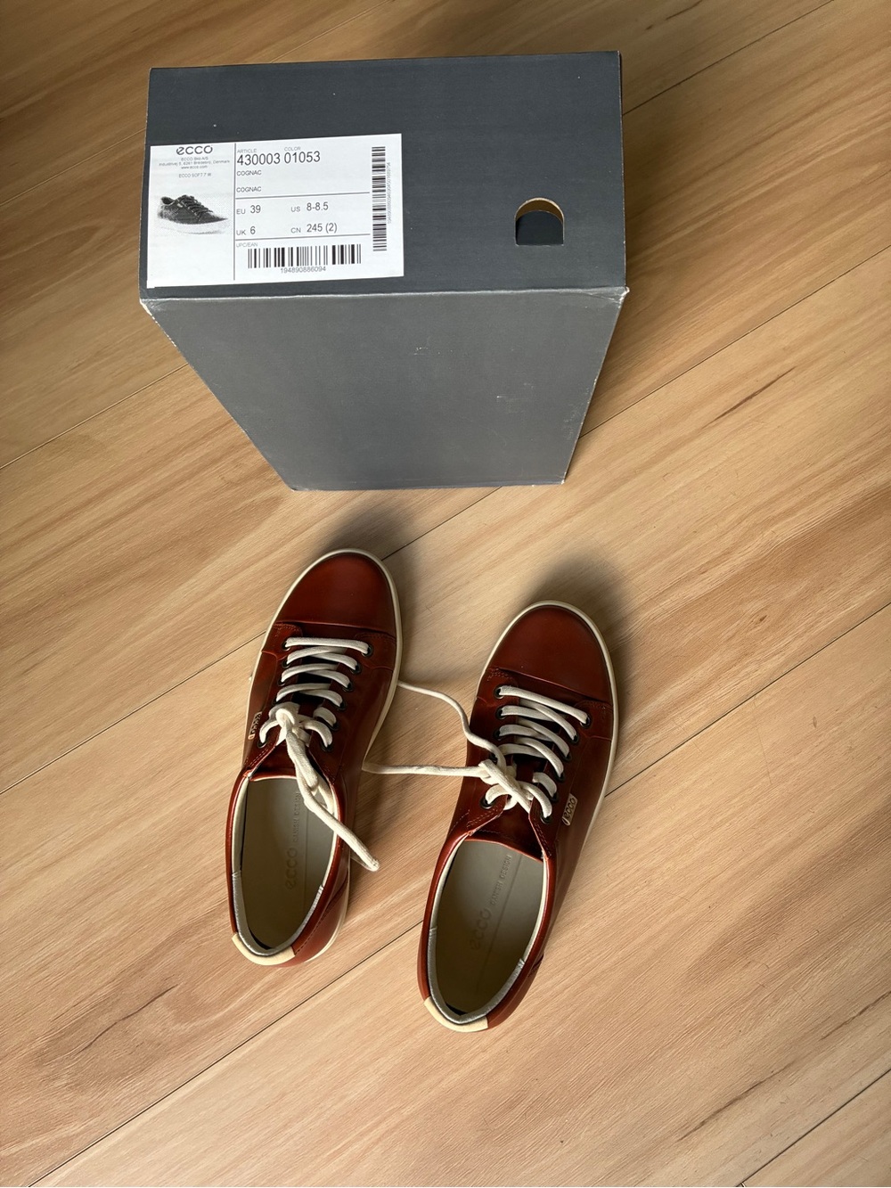 ECCO Leather Lace-Up Sneakers in Cognac